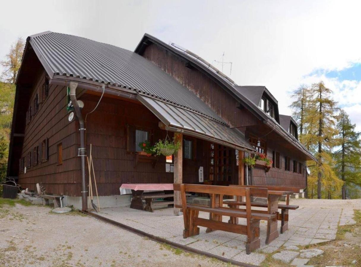 Erjavceva Mountain Hut At Vrsic Pass Hotel Kranjska Gora Exterior photo